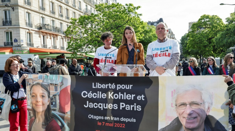 Ressortissants détenus: la France dépose plainte contre l'Iran devant la CIJ, annonce Barrot 