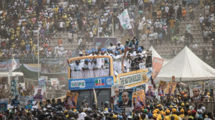 US, other govts urge calm for Nigeria election