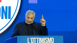 Tajani, mai parlato di primarie, FI &egrave; unito e sono garante della linea politica