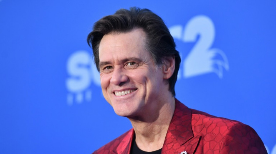 Rusia proh&iacute;be la entrada a cien canadienses, entre ellos el actor Jim Carrey