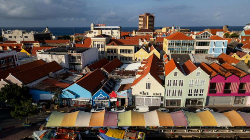 Le pittoresque march&eacute; flottant de Cura&ccedil;ao rena&icirc;t avec la r&eacute;ouverture des fronti&egrave;res avec le Venezuela