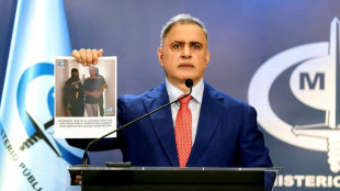 Procurador venezuelano acusa ex-ministro de Petr&oacute;leo de 'conspirar' com oposi&ccedil;&atilde;o e EUA