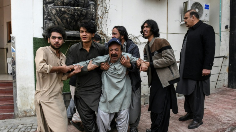 Pakistan attacks kill 15, dozens of militants dead: official