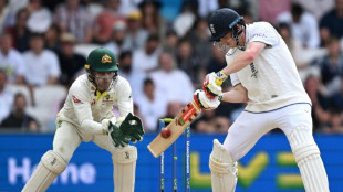 England keep Ashes hopes alive with thrilling third Test win