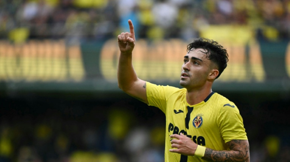 Villarreal crush Rayo to move second in La Liga