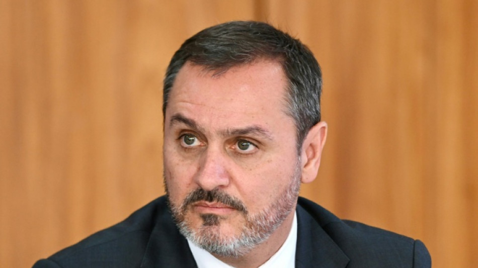 Fachin suspende decis&otilde;es e tenta conter crise in&eacute;dita no STF