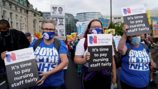 Los enfermeros brit&aacute;nicos convocan una huelga sin precedentes en diciembre