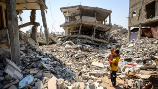 Defesa Civil de Gaza anuncia que bombardeio israelense matou dez parentes do l&iacute;der do Hamas