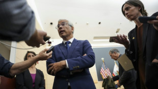 Meta fecha acordo bilion&aacute;rio com estados dos EUA sobre depend&ecirc;ncia de menores em redes