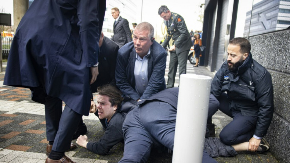 Macrons Staatsbesuch in  den Niederlanden erneut von Demonstranten gest&ouml;rt 