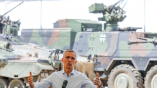 Stoltenberg beschw&ouml;rt Verteidigungsf&auml;higkeit der Nato gegen "Moskau oder Minsk"