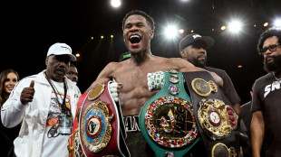 Haney puts undisputed lightweight title on line against Lomachenko