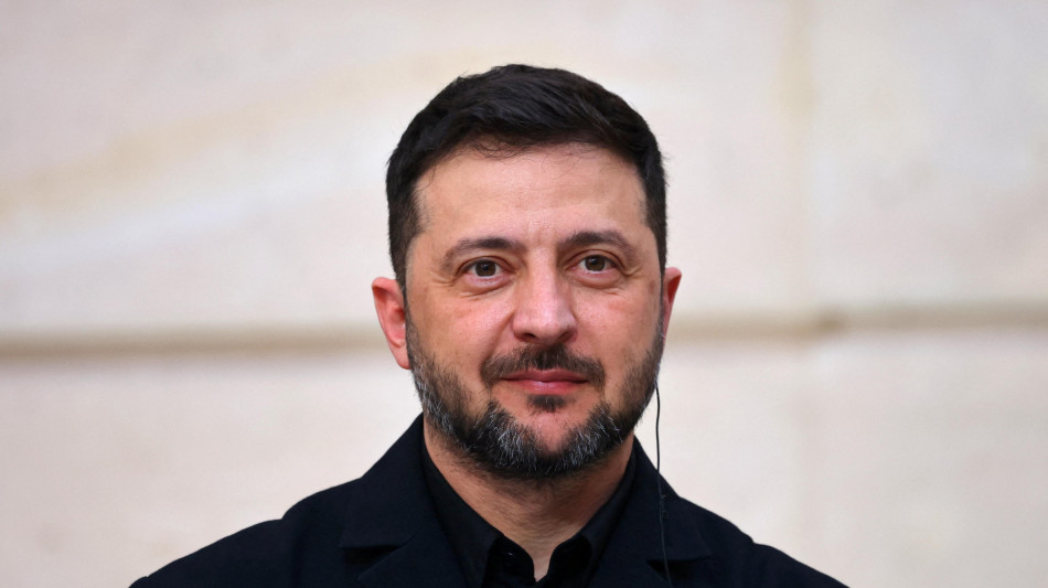 Zelensky domani in Turchia, 'intensificare negoziati'