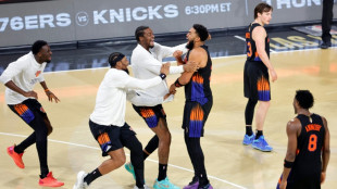 New York Knicks derrota San Antonio Spurs e conquista a Copa da NBA