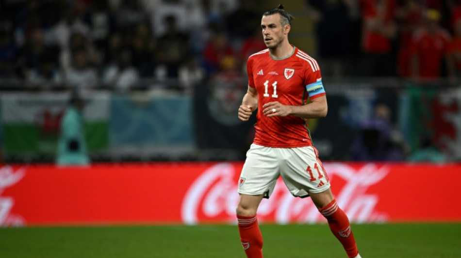 Gareth Bale calls time on glittering football career