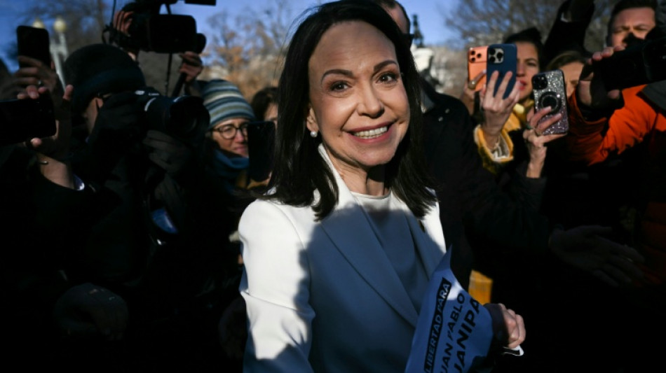 Machado dice que Venezuela ya empez&oacute; una transici&oacute;n y que Rodr&iacute;guez cumple "&oacute;rdenes" de EEUU