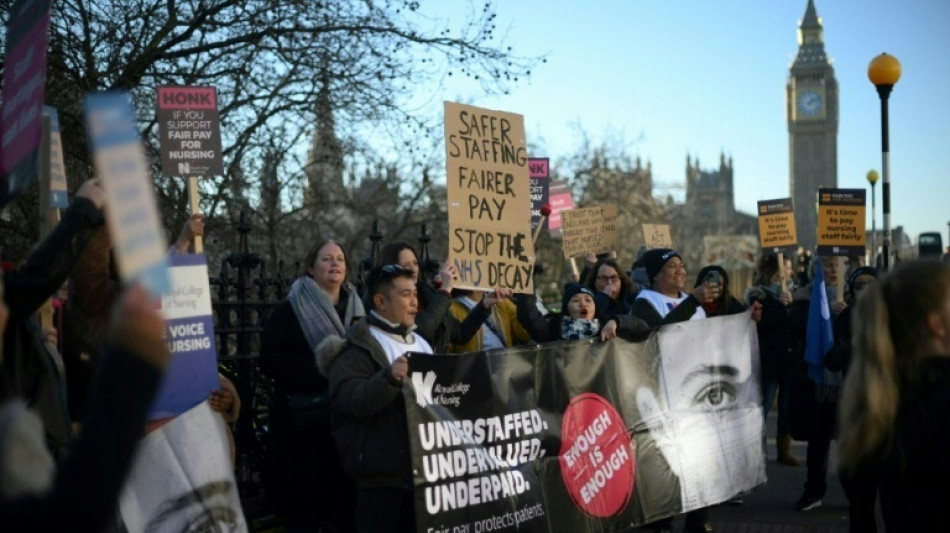 Tausende &Auml;rzte in Gro&szlig;britannien starten dreit&auml;gigen Streik in Krankenh&auml;usern