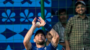 Buttler says Woakes' form a 'frustration' ahead of key World Cup clash