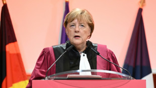 Franz&ouml;sische Hochschule Sciences Po zeichnet Merkel mit Ehrendoktorw&uuml;rde aus