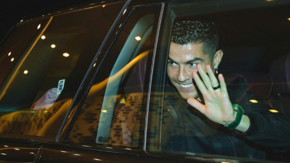 'Unique' Ronaldo gets rapturous welcome at new Saudi club