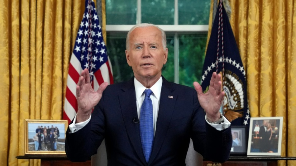 Biden diz que &eacute; hora de passar o bast&atilde;o para 'vozes mais jovens'