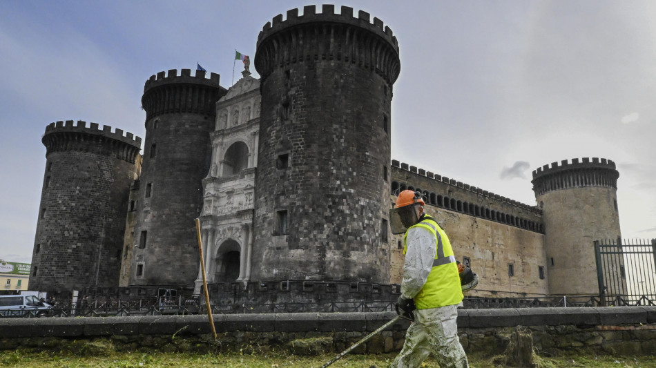 Sindaci Bari e Napoli, 'Salvini anticipi incontro, rischio paralisi citt&agrave;'