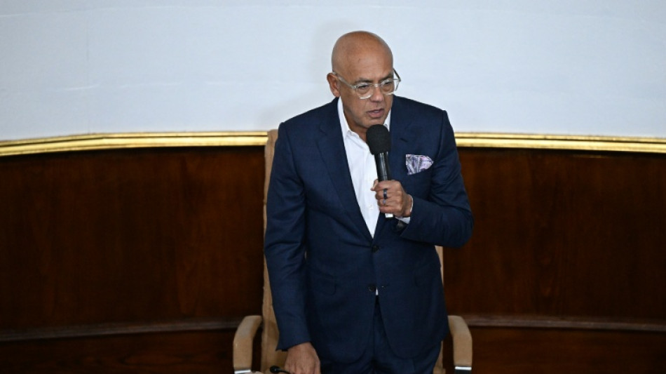 Exiliados venezolanos comienzan a solicitar acogerse a la amnist&iacute;a, dice el jefe del Parlamento