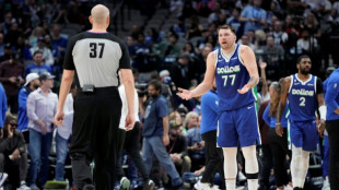Reeling Mavs have 'no time for excuses' - Irving