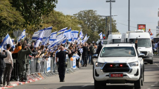 Le Hamas remet les corps de quatre otages, les cercueils arrivent &agrave; Tel-Aviv