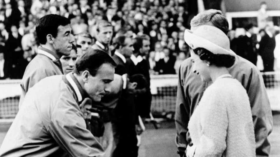 England World Cup winner Cohen dead at 83