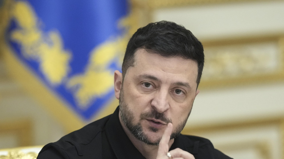 Zelensky, 'Bene colloqui di Miami, dialogo sia costruttivo'