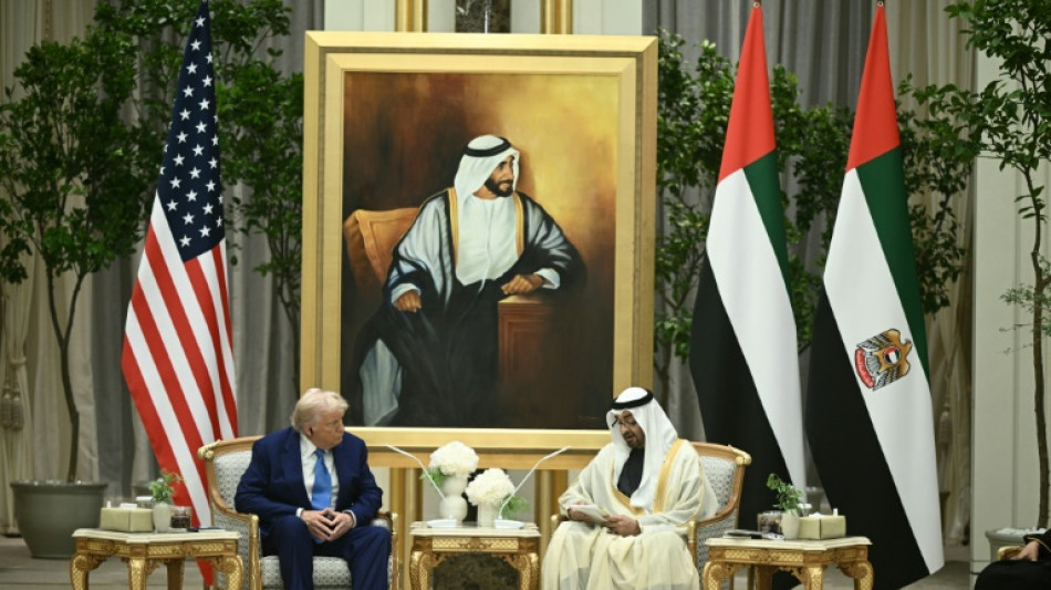 Donald Trump achève à Abou Dhabi une tournée régionale riche en promesses d'investissements 