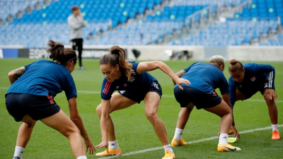 Maternidad y f&uacute;tbol, &iquest;fin pr&oacute;ximo a este dilema para las futbolistas?