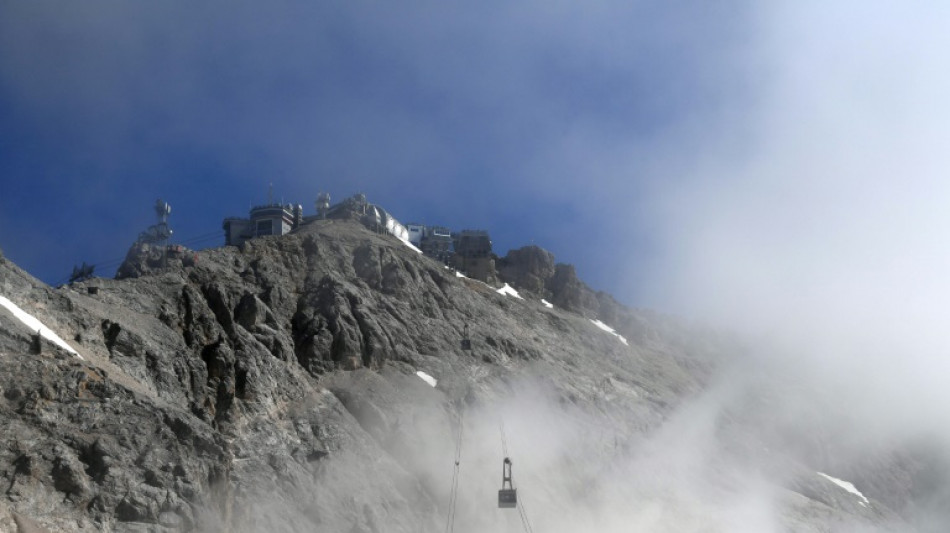 Unwetter auf Gipfel der Zugspitze: 18-J&auml;hriger von Blitz erschlagen