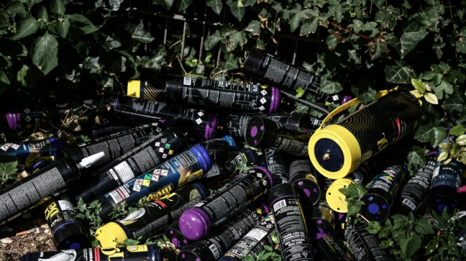 L'UE veut interdire la vente des bonbonnes de "gaz hilarant" en 2027