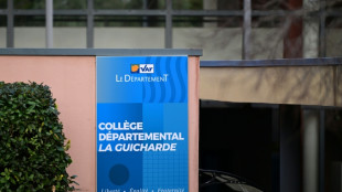 Une professeure entre la vie et la mort, poignard&eacute;e par un coll&eacute;gien en classe dans le Var