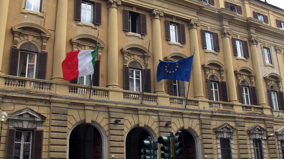 Mef, ad aprile il fabbisogno sale a 20,5 miliardi