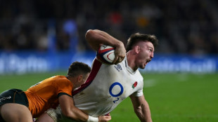 England's Curry backs rugby to deal with concussion amid lawsuits