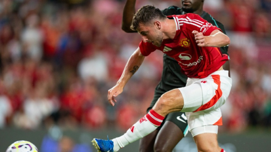 Mount injury overshadows Man Utd draw with Paris Saint-Germain