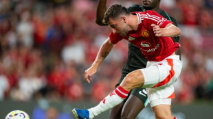 Mount injury overshadows Man Utd draw with Paris Saint-Germain