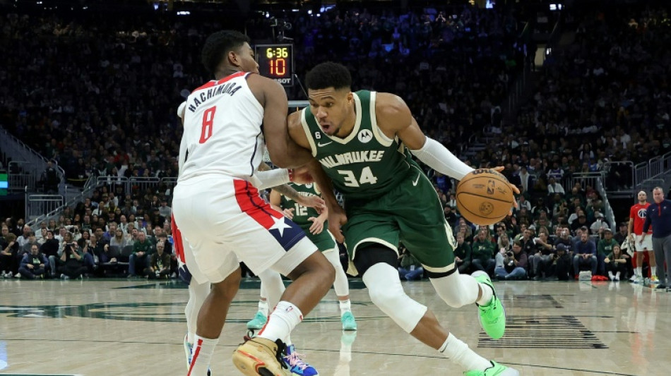 Giannis scores career-high 55 to ignite Bucks over Wizards