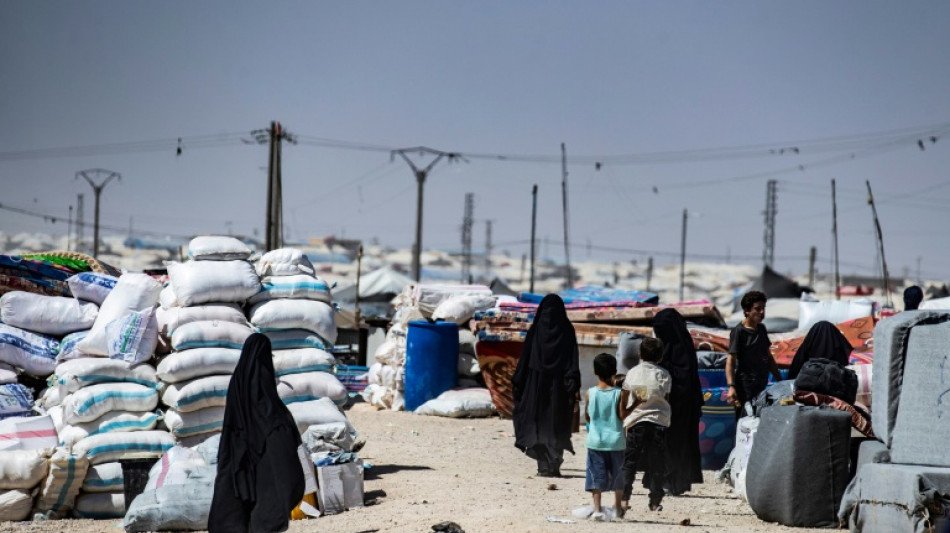 Zehn deutsche IS-Anh&auml;ngerinnen samt Kindern aus Syrien zur&uuml;ckgeholt