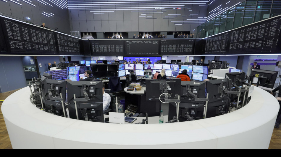 Borsa: partenza debole in Europa per le tensioni in Iran
