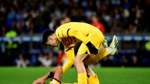 Inconsistent Barca target early Champions League progress