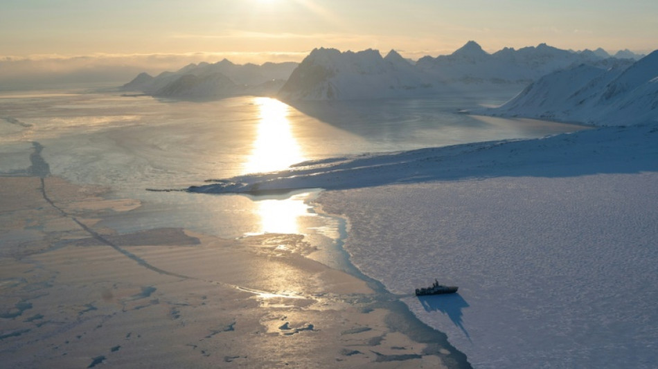 Arctic sea ice at lowest level ever this winter