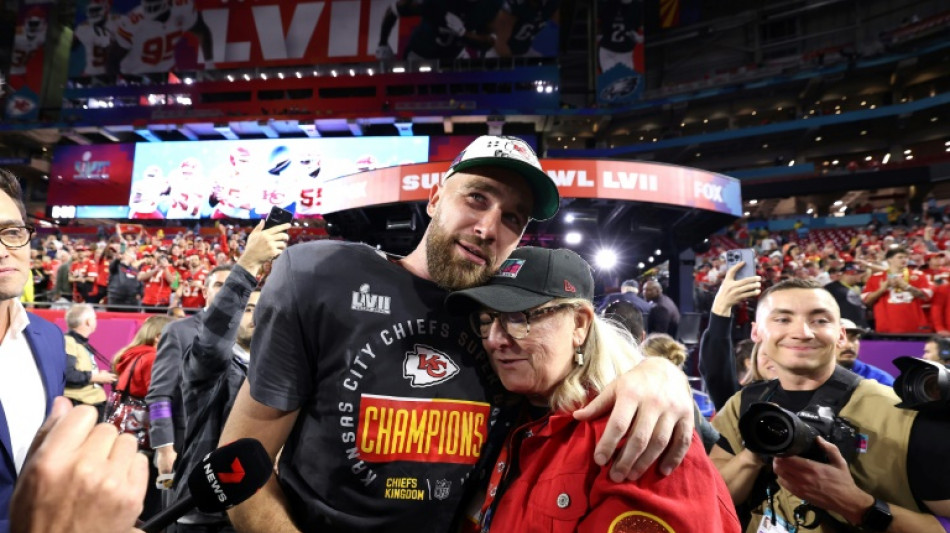 Chiefs' Travis Kelce feels for brother in Super Bowl triumph
