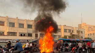 Las protestas contin&uacute;an en Ir&aacute;n con huelgas y sentadas pese a la represi&oacute;n