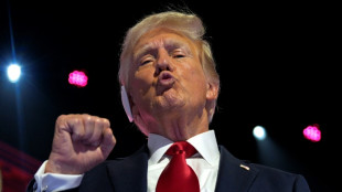 Trump promete acabar com guerras com 'uma liga&ccedil;&atilde;o' e restaurar o poder americano