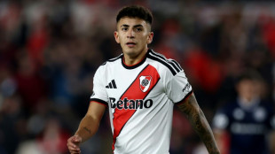 Almada e Foyth s&atilde;o cortados da sele&ccedil;&atilde;o argentina por les&atilde;o
