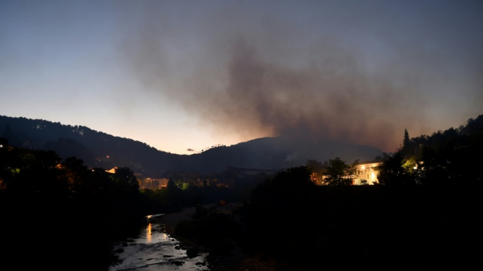 L'incendie des C&eacute;vennes pas encore fix&eacute;, d'autres d&eacute;parts de feu dans le Gard